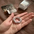 Отзыв на резинка для волос  Invisibobble NANO Crystal Clear